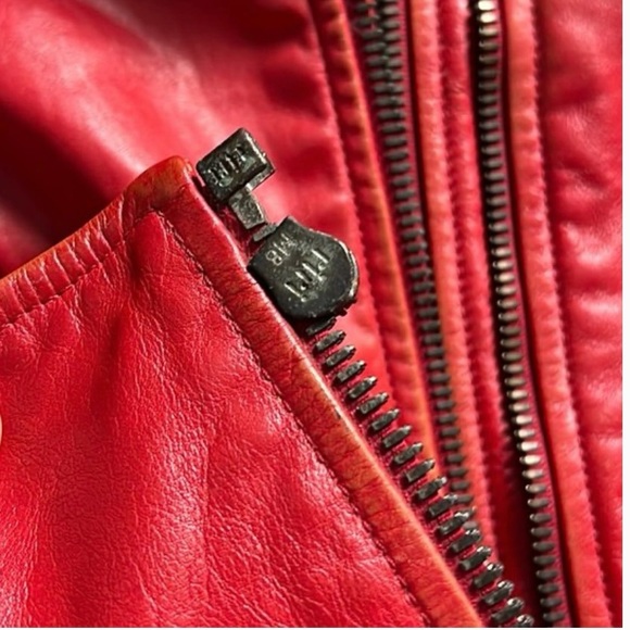 Beautiful Vest - Picture 5 of 7